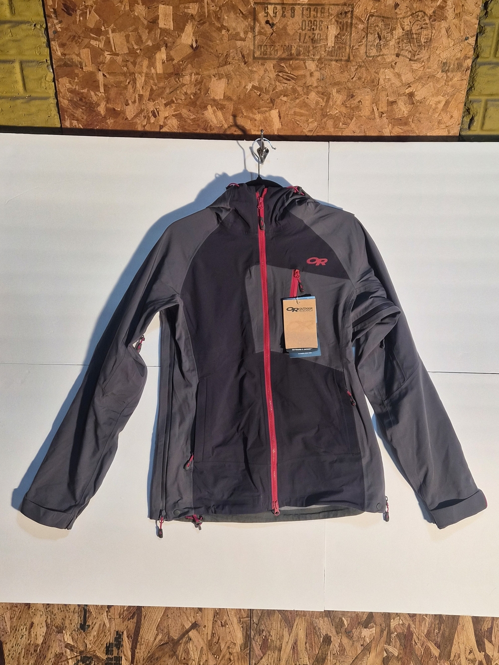 Outdoor Research Womens Dark Gray Softshell Jacket with Red Zippers